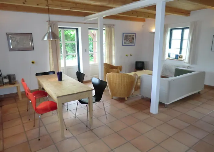 Luetow, Zum Moewenort 15 We 4 *